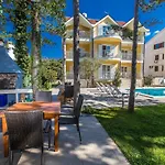 Appartamento With Swimming Pool Jadranovo, Crikvenica - 5521 Jadranovo