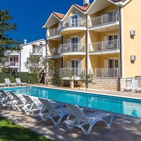 Apartament With Swimming Pool Jadranovo, Crikvenica - 5521 Jadranovo