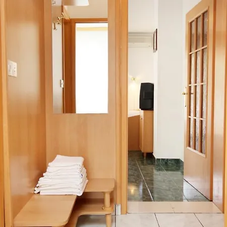 With Swimming Pool Jadranovo, Crikvenica - 5521 Apartament