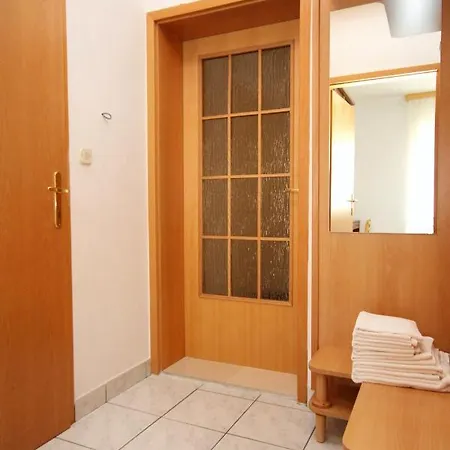 With Swimming Pool Jadranovo, Crikvenica - 5521 Apartament *
