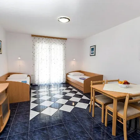 Apartments With A Swimming Pool Jadranovo, Crikvenica - 5521 Jadranovo