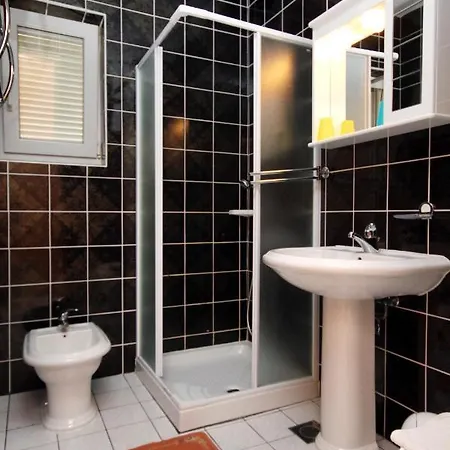 With Swimming Pool Jadranovo, Crikvenica - 5521 Apartament *