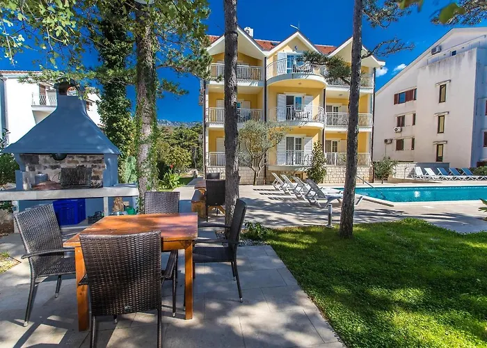 Apartman With Swimming Pool Jadranovo, Crikvenica - 5521 Jadranovo