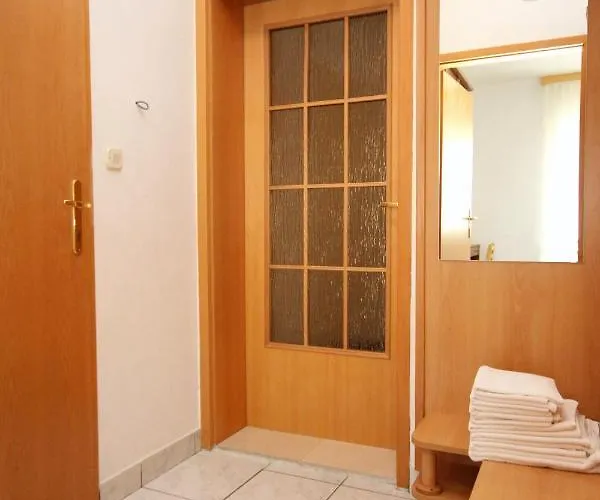 With Swimming Pool Jadranovo, Crikvenica - 5521 Daire *